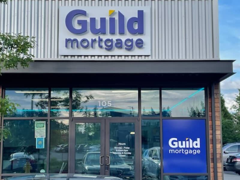 Channel Letters & Sign Cabinets